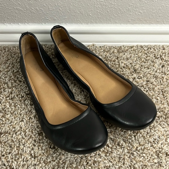 Black ballet flats size 8 - Picture 1 of 7